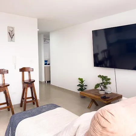 Apartment 3 Cuartos 2 Balcones *