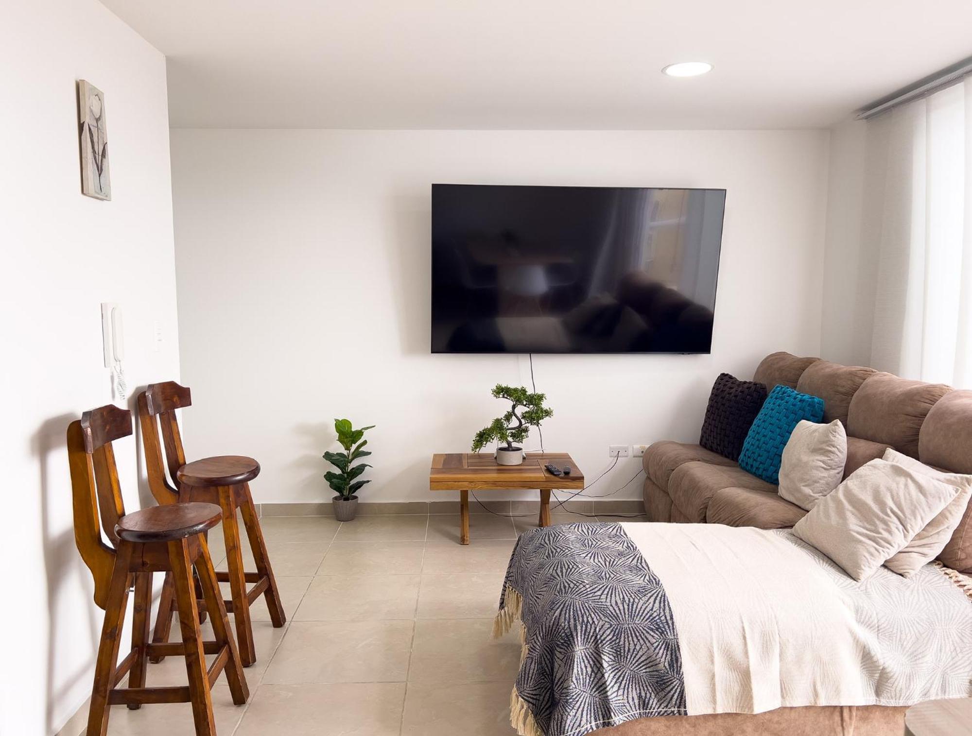 3 Cuartos 2 Balcones Apartamento