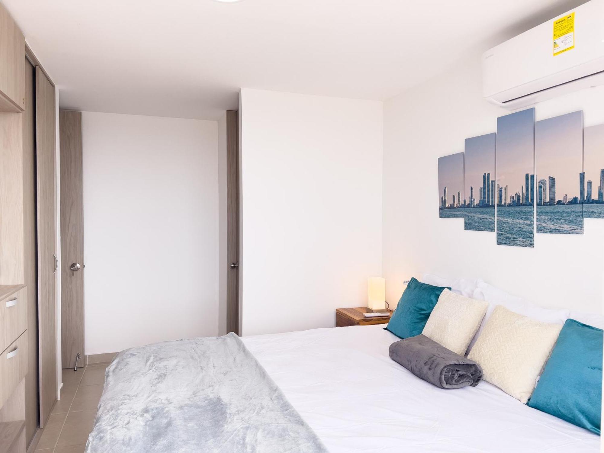 3 Cuartos 2 Balcones *