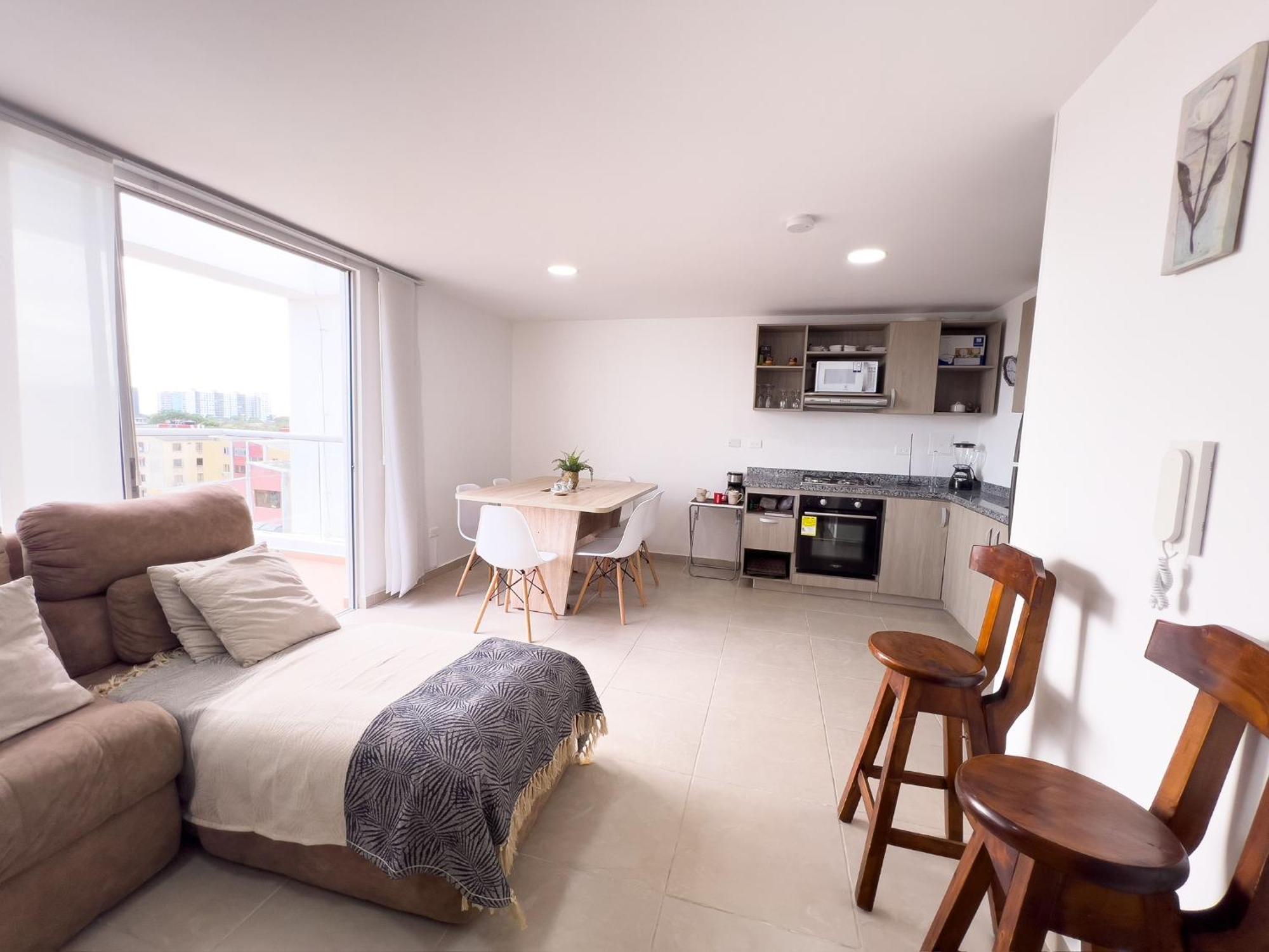 3 Cuartos 2 Balcones *